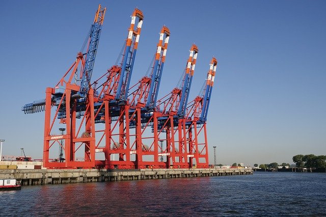 port-industry-55e5d34542_640.jpg